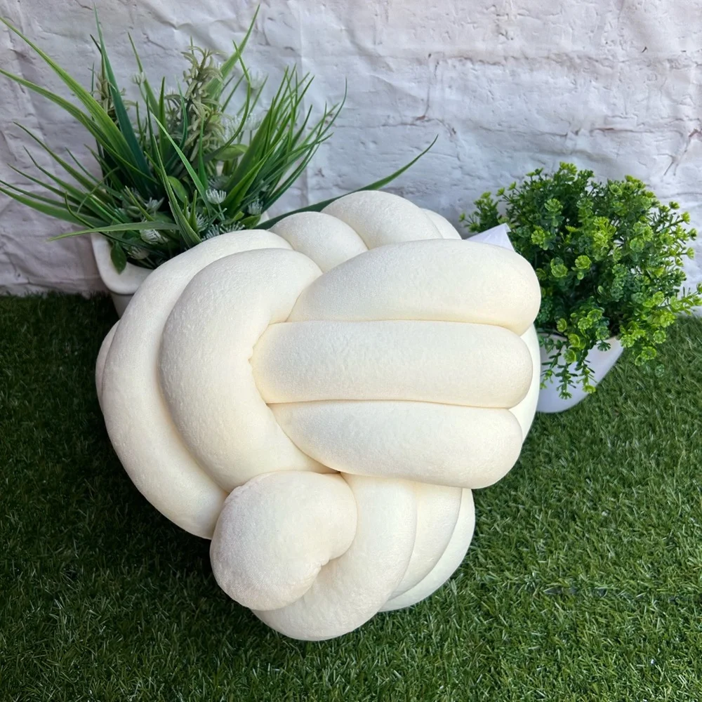 1 DreamOn Pillow Ivory Knot 11